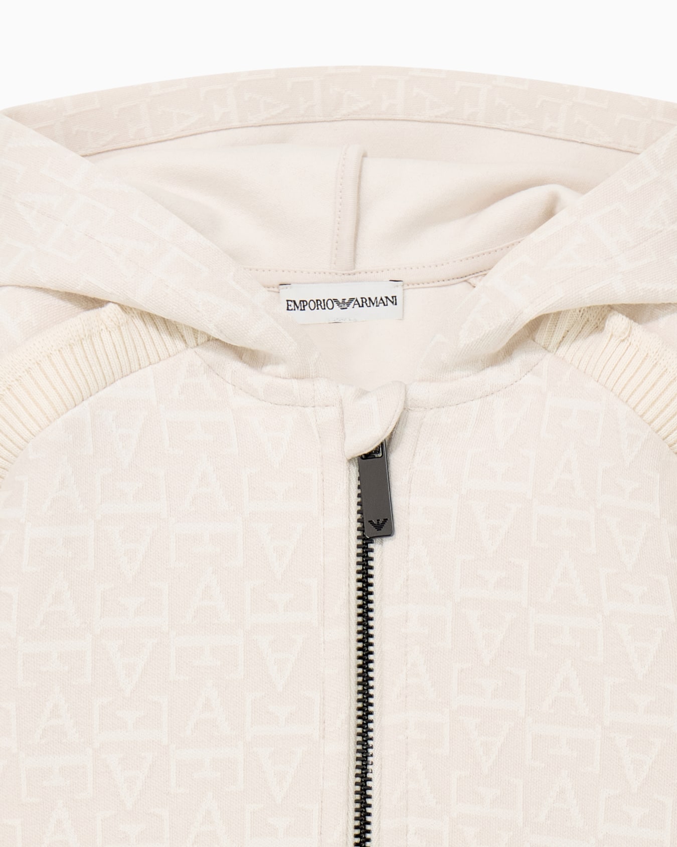 Emporio Armani Dziewczęca bluza z kapturem na zamek z żakardowym monogramem i falbaniastymi rękawami - 2