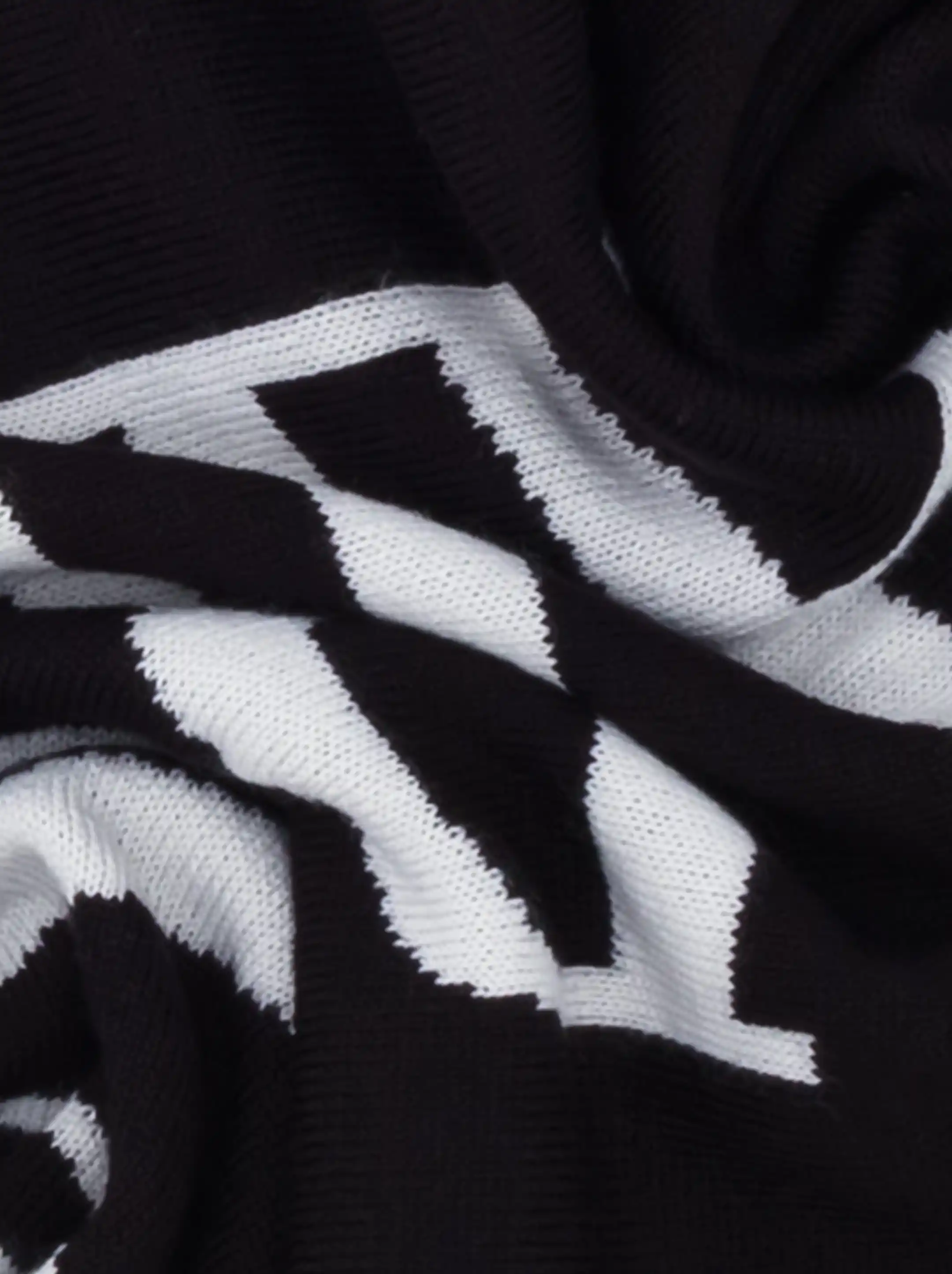 Emporio Armani Kids Knitted Hat and Scarf Set with Intarsia Logo - 6